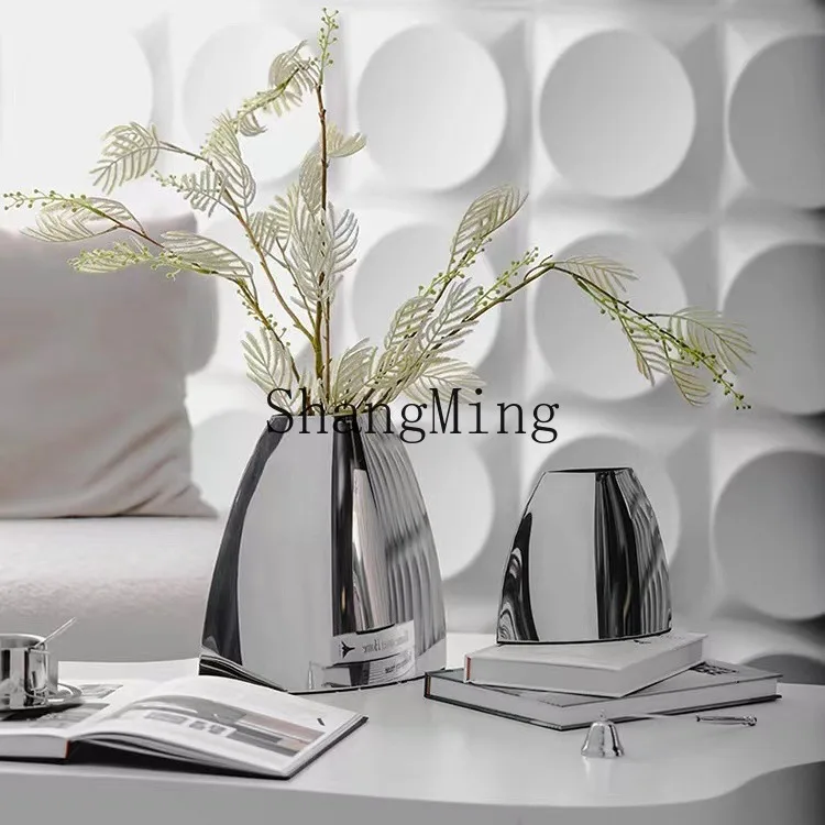 

Современная минималистичная ваза CL из нержавеющей стали в стиле легкой роскоши для цветов, украшение для дома, гостиной, тумбы под ТВ, рабочего стола, геометрический дизайн
