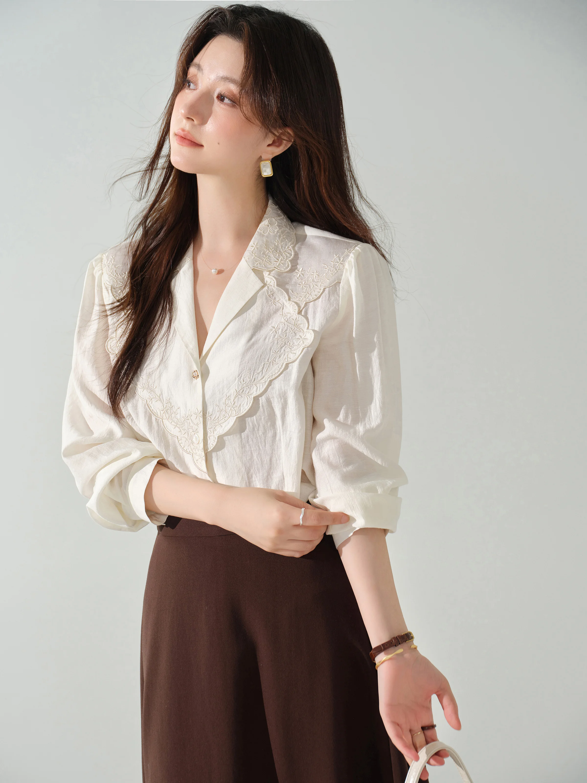 Elegant Embroidery Blouse Women French Vintage Turn Down Collar Shirt Slim Textured Long Sleeve Top for Autumn Casual Chic Wear