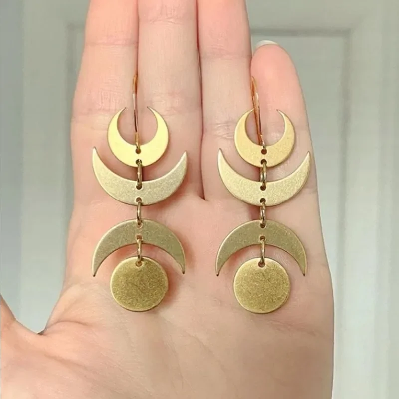 2024 Fashion Triple Moon Celestial Earrings Boho Jewelry Witchy Gypsy Brass Fashion Women Gift Hoop Earrings aretes de mujer