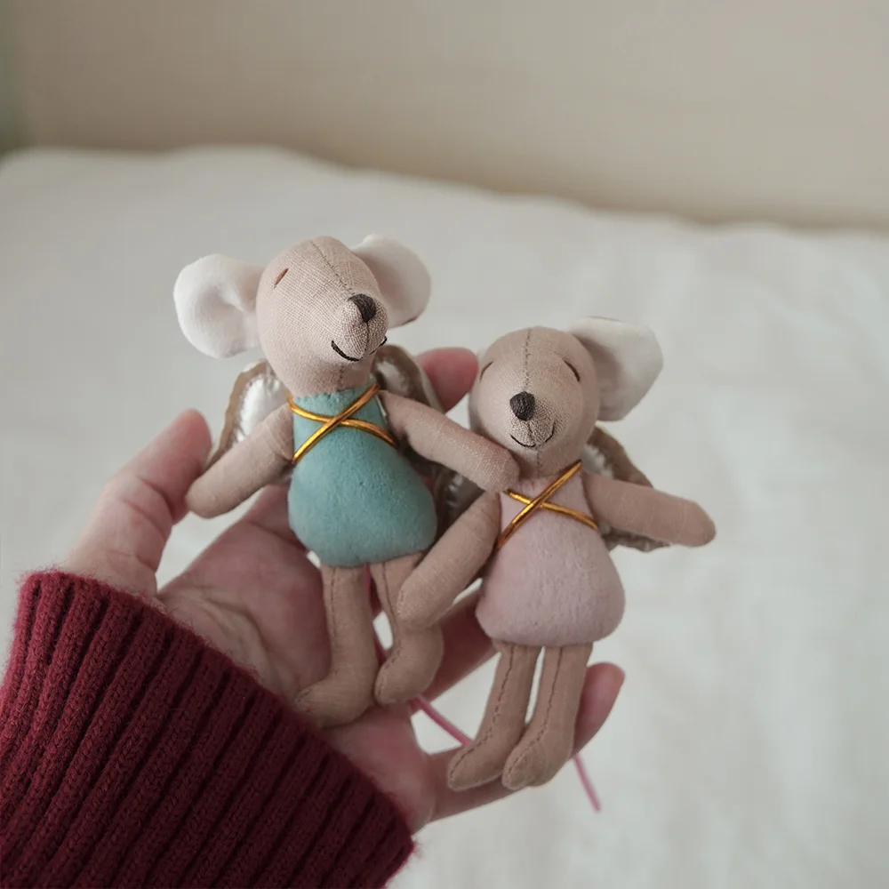 1 Stück Plüsch-Maus Puppe Spielzeug Weiches Stofftier für Kinder Urlaubsgeschenk Geburtstagsgeschenk Zimmerdekoration Rollenspiel – Detail 11