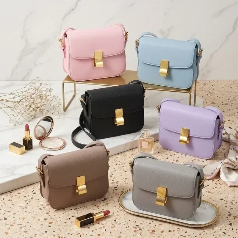 high-quality-women's-chain-shoulder-bag-fashionable-women's-crossbody-bag-classic-design-trendy-small-square-bag