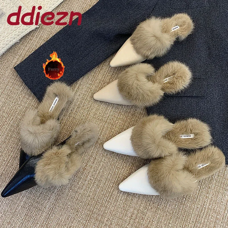 الأحذية القطيفة السيدات الشرائح أحذية مفتوحة داخلي في الهواء الطلق الإناث البغال موضة نِعال من الفراء أحذية للنساء جديد في الشتاء