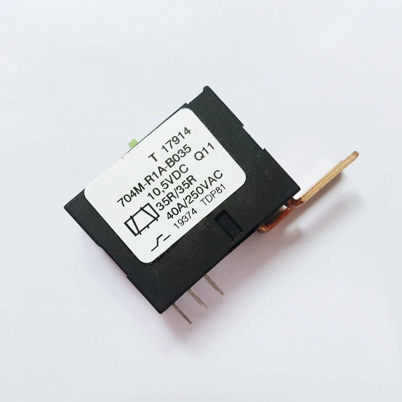 Original new 100% 704M-R1A-B035 10.5VDC 35R/35R 40A 704M-R1A-B011 6VDC 11R/11R 40A/250V Power Relay