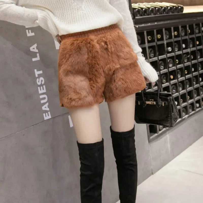 Lussuoso High Street inverno caldo vera pelliccia di coniglio pantaloncini di lana termica pantaloni corti moda Casual pantaloni corti neri 2023 nuovo