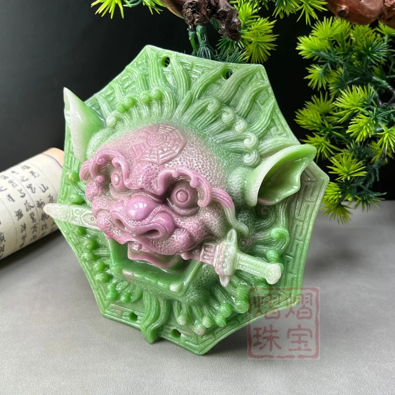 Wholesale painted lion biting sword octagonal lion head pendant, can be paired with a tassel, used as a feng shui amulet to ward