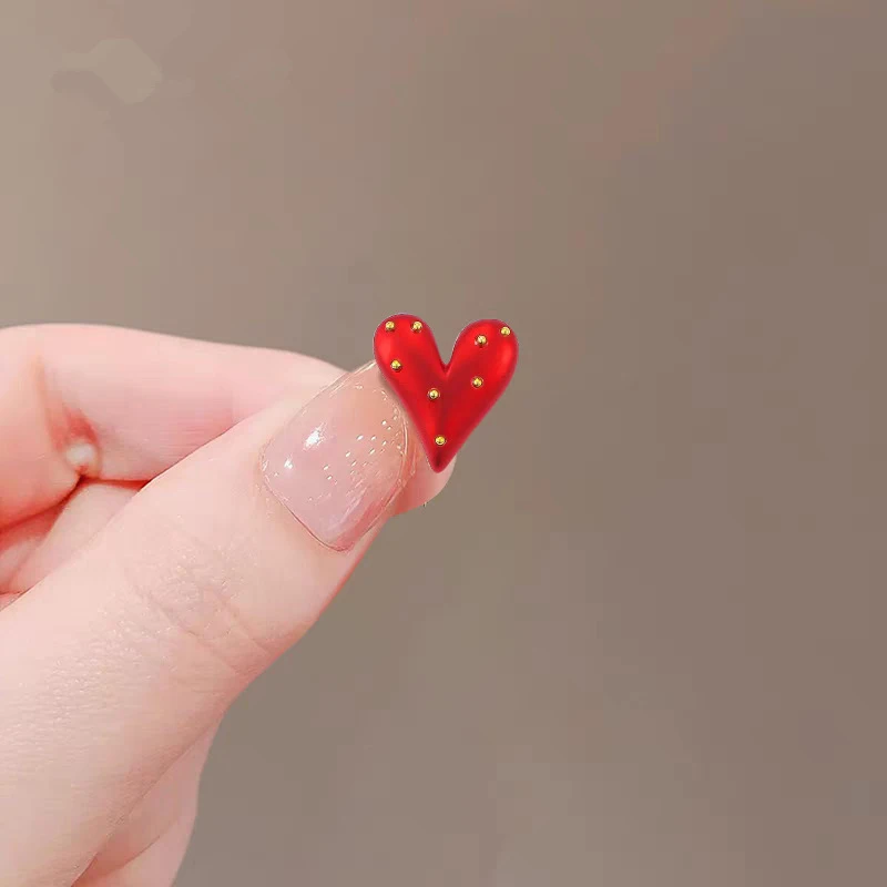 Cute Red Heart Anti-slip Brooch Pin Women's High-end Light-Luxury Shirt Collar Garment Fixer Accessory