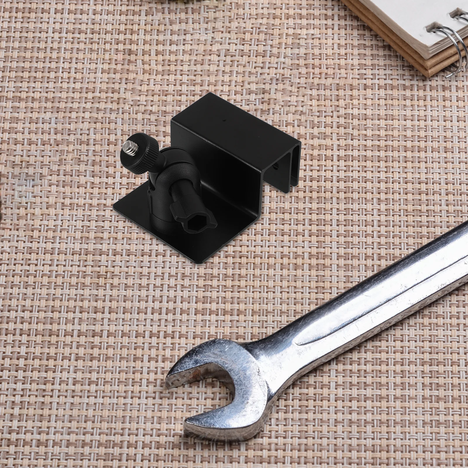 

Solar Panel Mount ABS Aluminum Alloy Adjustable Angle Roof Gutter Mount Bracket Robust Outdoor Solar Panel Rack