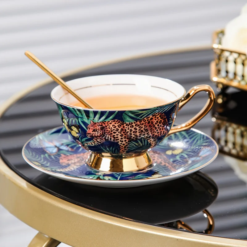 1 Pcs Leopard Coffee Glass And Plate Set Gift Box European Luxury Coffee Drinkware Jungle Cheetah Cappuccino Latte Coffee Mug
