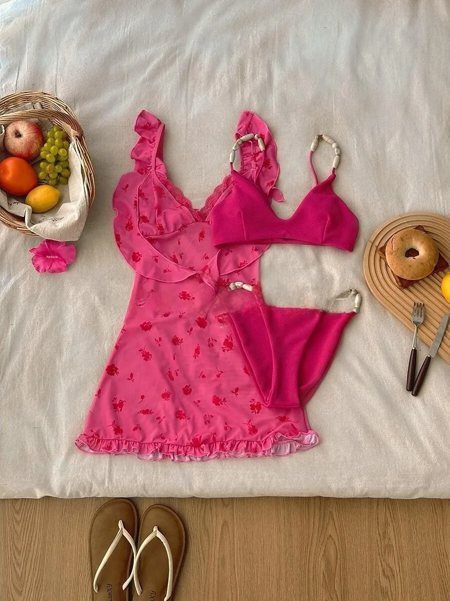 

Красный купальник-бикини Merrill с контрастными вставками, скрывающий недостатки фигуры, сексуальный, в корейском стиле, из полиэстера, с чашечками