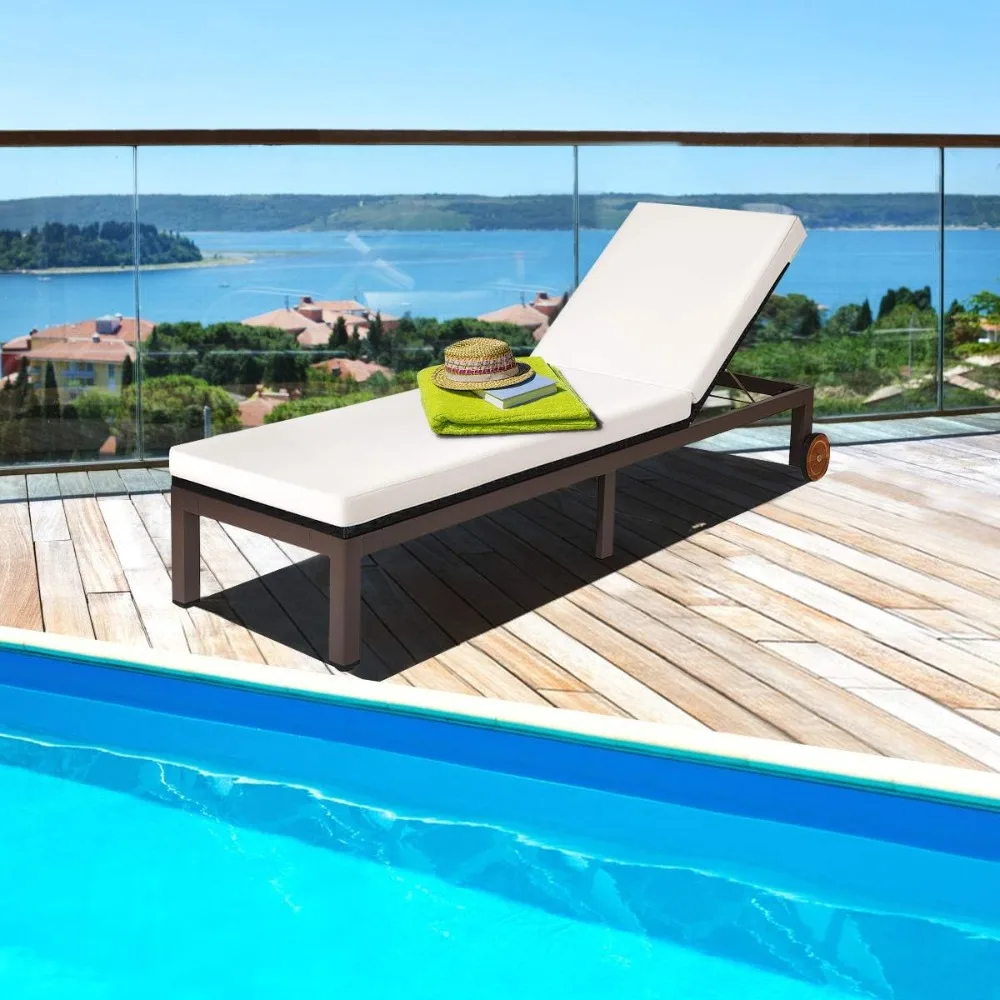Outdoor White Chaise Chair Set of 2 Rattan Sun r with Padded Cushion