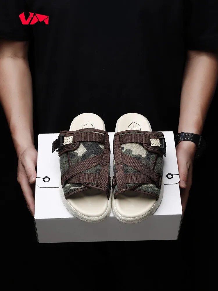 CHRISTO VISVIM Reflective slippers Men\'s Slippers Summer Men\'s CasualSlippers Couple Beach Sandals Men shoes Big Size 36-45