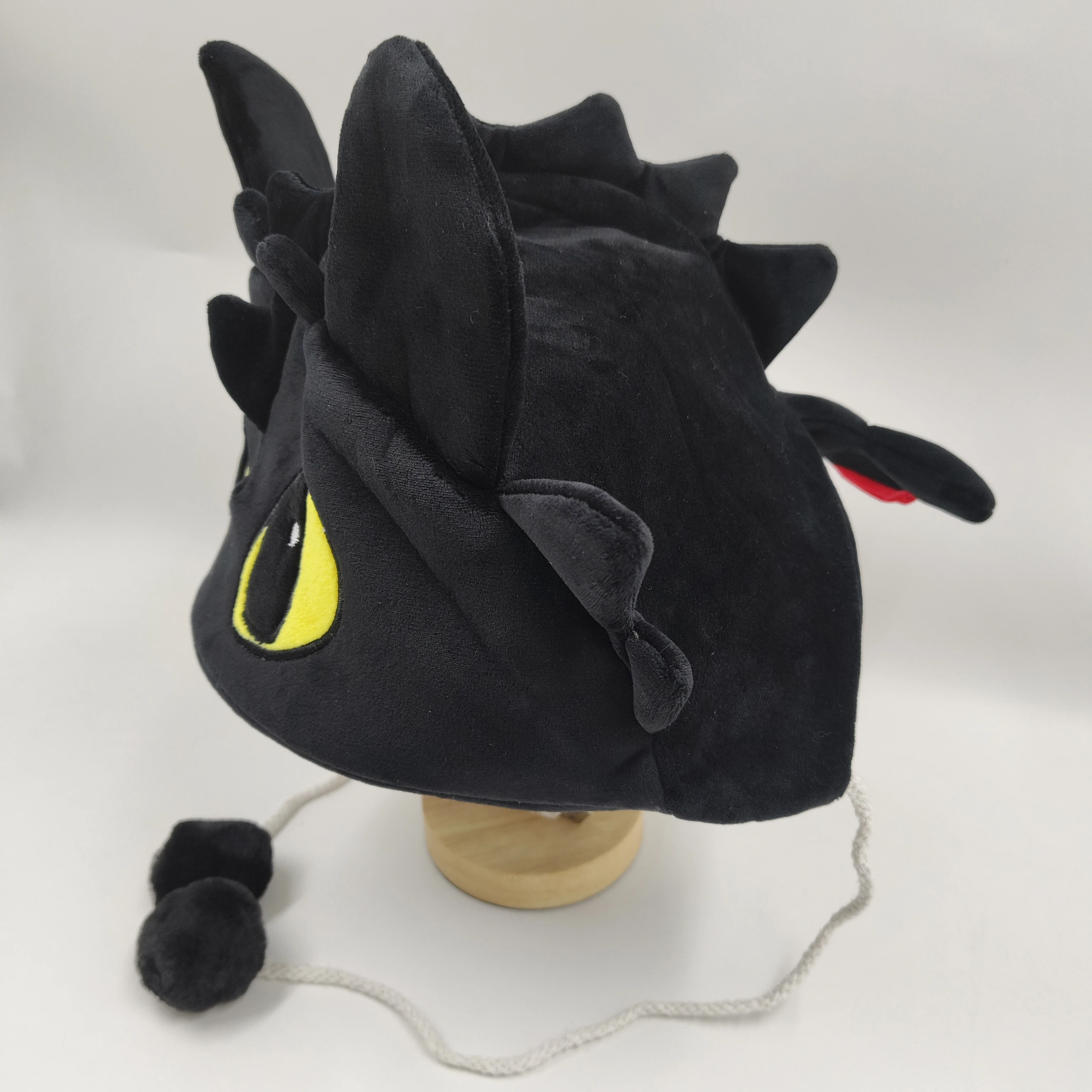 Brdwn 1PC للجنسين التنين تأثيري آذان عيون زي قبعة