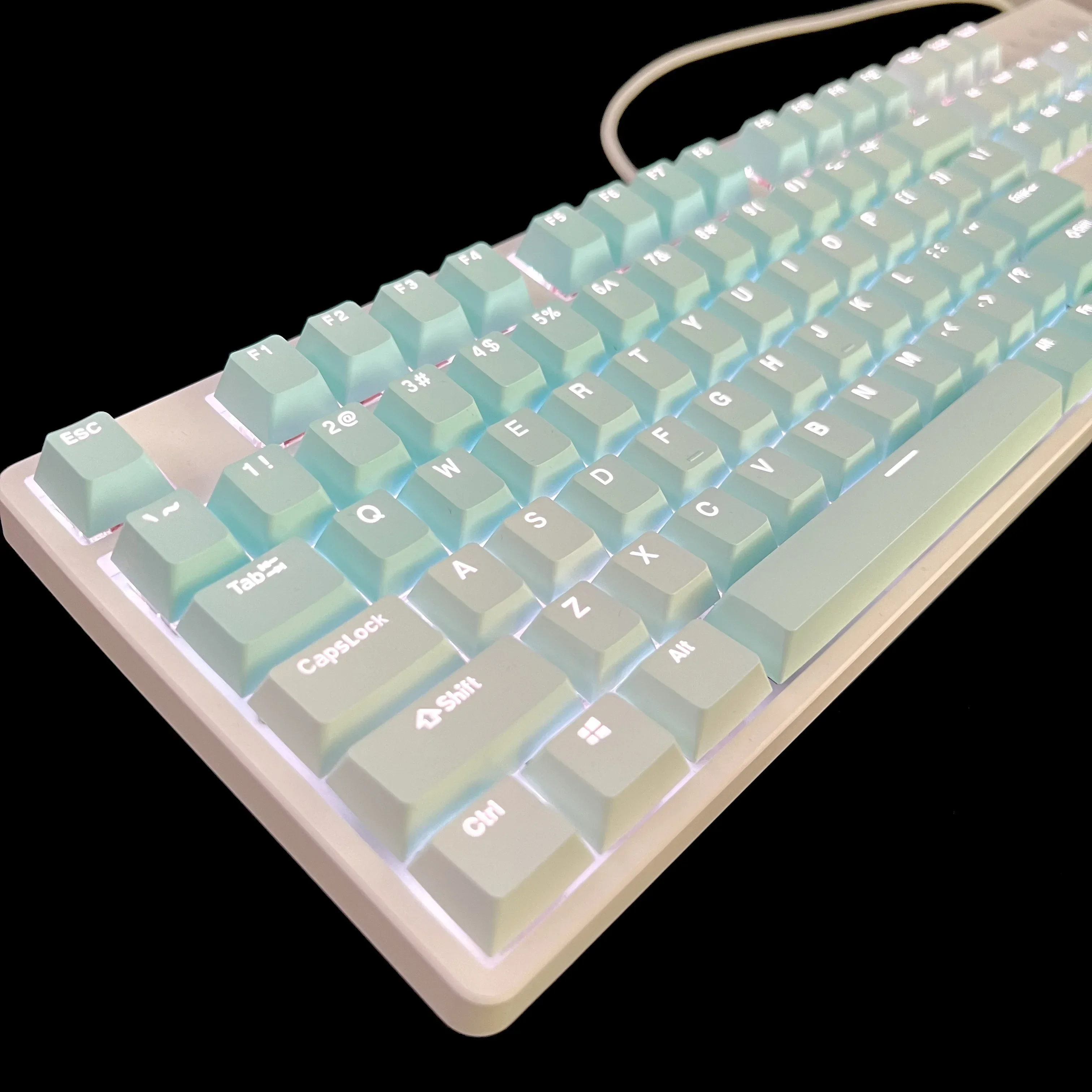 

PBT Transparent Keycaps Original Height 104108 Standard Cross Axis Mechanical Keyboard Pink Mint Keycaps