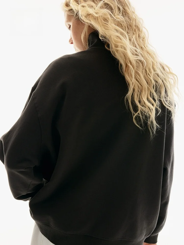 ゆったりとしたロング丈のレディースフーディー、アメリカンスタイルのベースレイヤー、ジップアップトップ、冬服、ファション、H&M 3038、レディースプレミアムスウェットシャツ