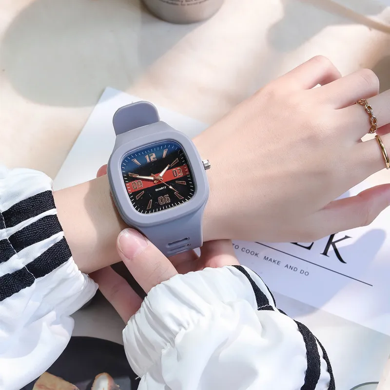 Ulzzang-Relojes de pulsera de cuarzo cuadrados para mujer, cronógrafo deportivo Simple, nuevo, envío directo