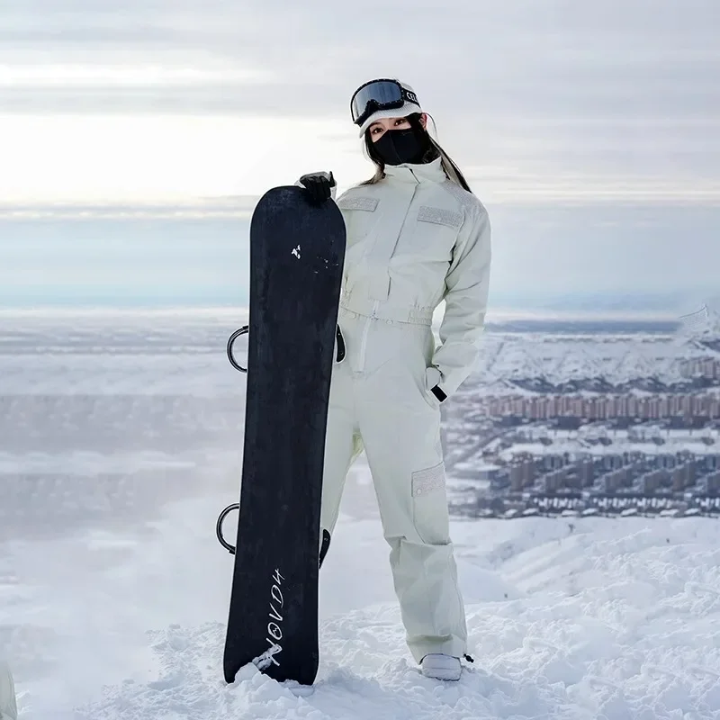 Odzież śnieżna damska 2025 nowy kombinezon narciarski ciepły snowboardowy wiatroszczelny wodoodporny damski zestaw sportowy odkryty zimowy sprzęt narciarski