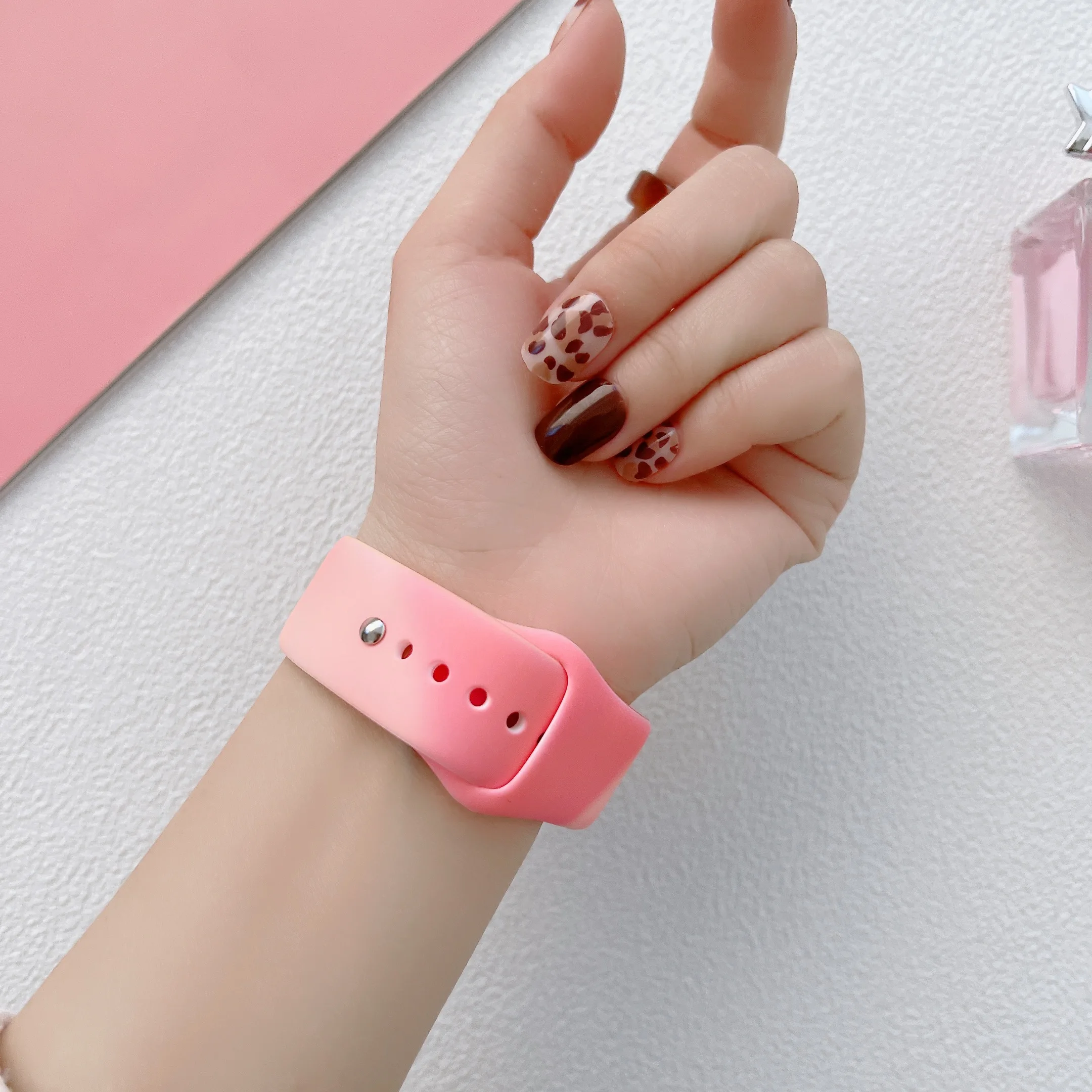 Fashion Aurora Silicone Strap for Apple Watch Ultra 49mm Band 45 44 38 40 41 46 42mm Bracelet iWatch Series 12 11 10 9 8 7 6 5 4 - view 6