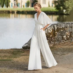 Robe de Mariée Blanche Personnalisée avec Pantalon Encolé pour la raq en V, Tenue de Mariage Boho à Manches 3/4, Quelle que soit la Plage, Été 2024