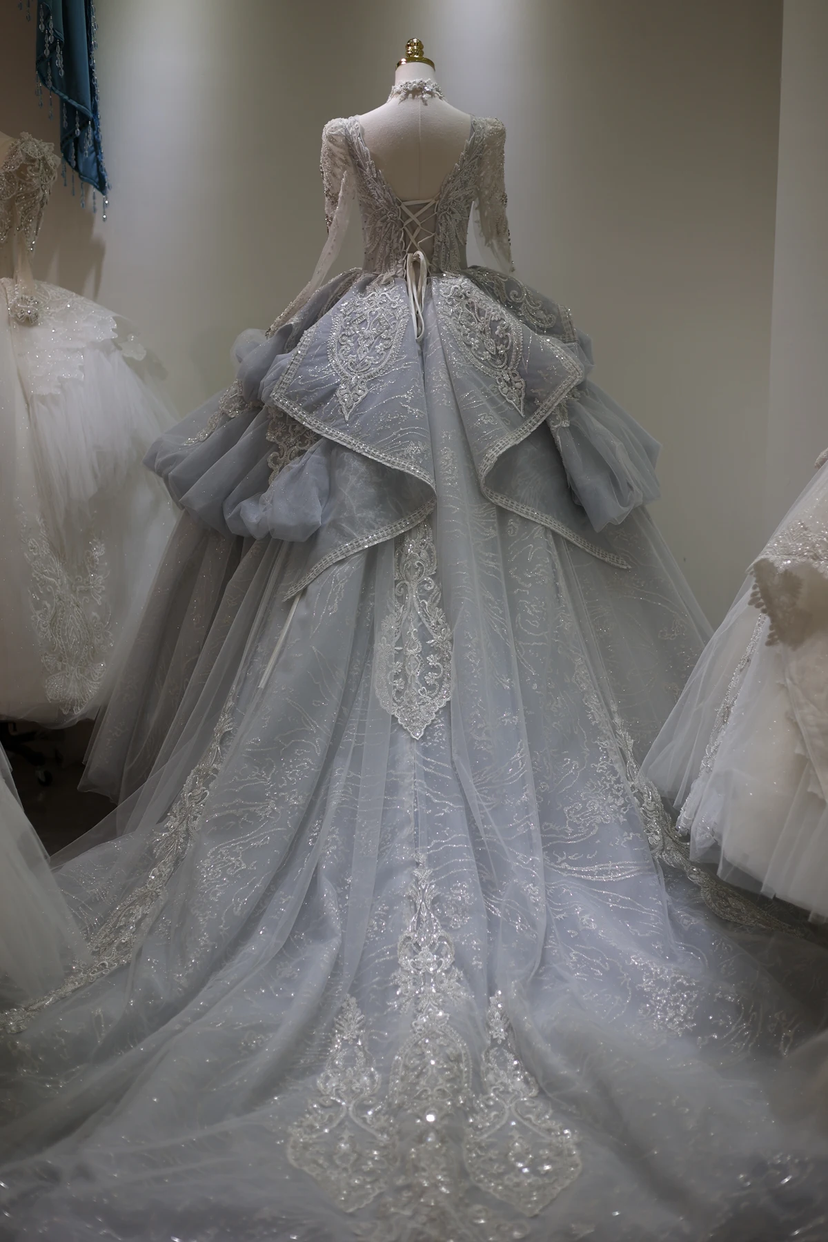 Sharon Said Gaun Pengantin Gaun Pesta Biru Cinderella Dubai Mewah dengan Kalung Renda Applique Kereta Kapel RS008 Disesuaikan