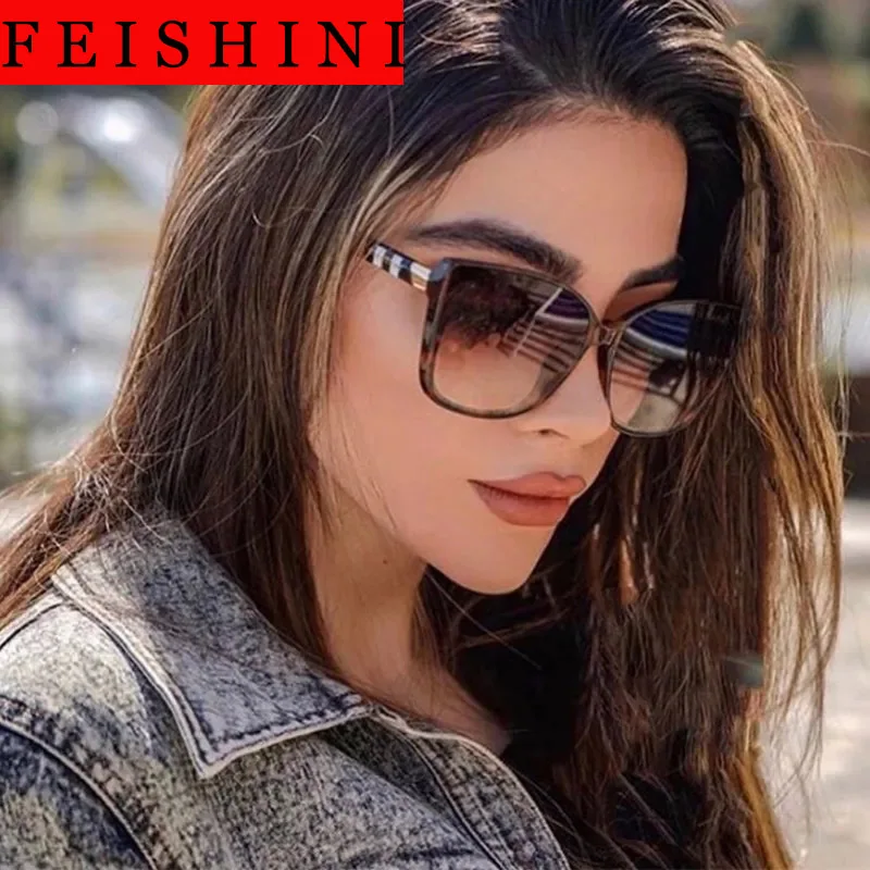 

FEISHINI New Fashion Letter Luxury Brand Trend Sunglasses Women Cat eye Retro Tinted Rectangle Ladies Sun glasses gafas de sol