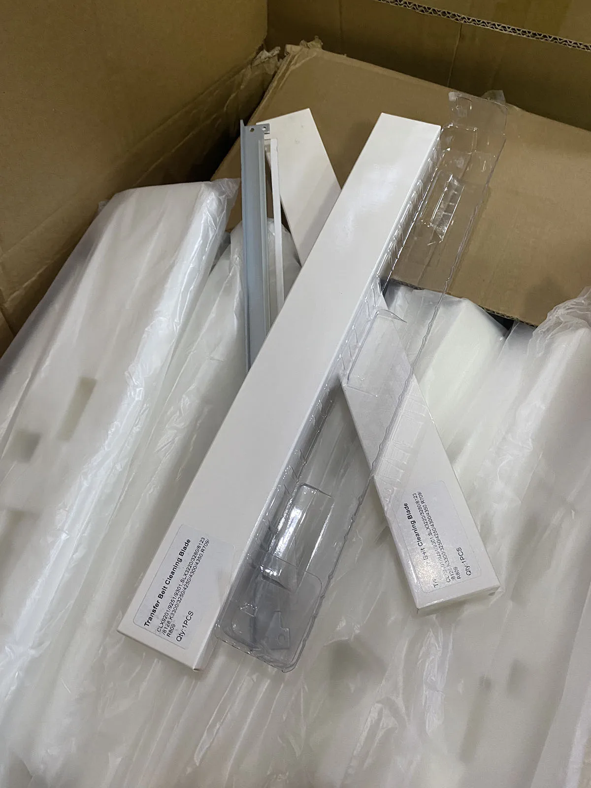 

4X Wiper Blade For Samsung X4220 X4230 X4250 X4300 X3220 X3280 Printer,CLT-R804 CLT-R808 4220 Transfer Belt Drum Cleaning Blade