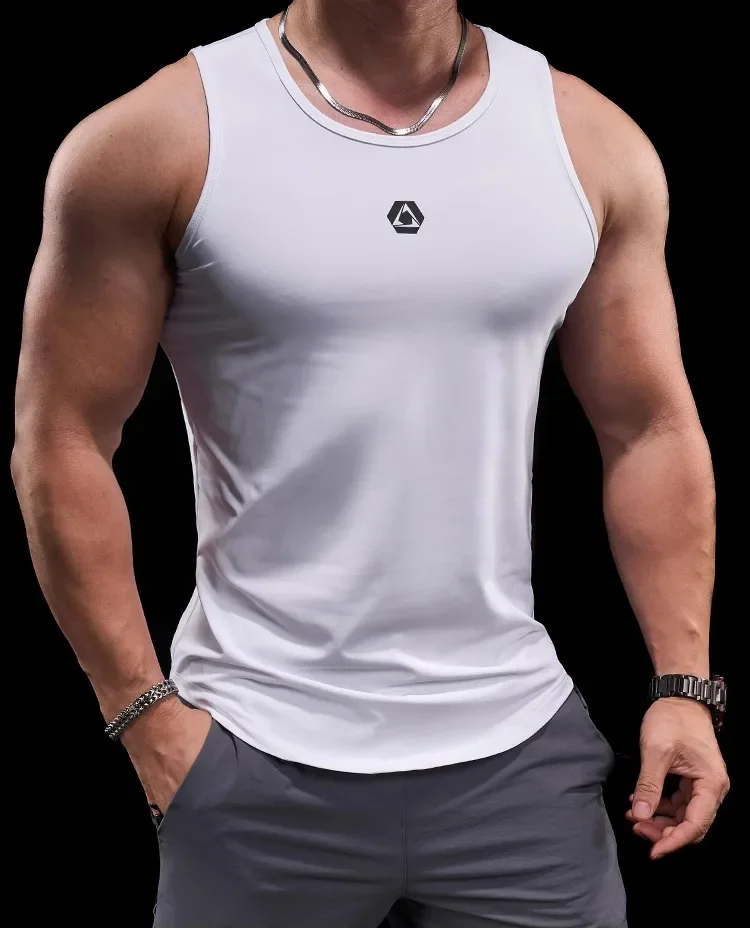 The 2025 new ice silk vest is cool, breathable, highly elastic and dries quickly, making it suitable for fitness and running
