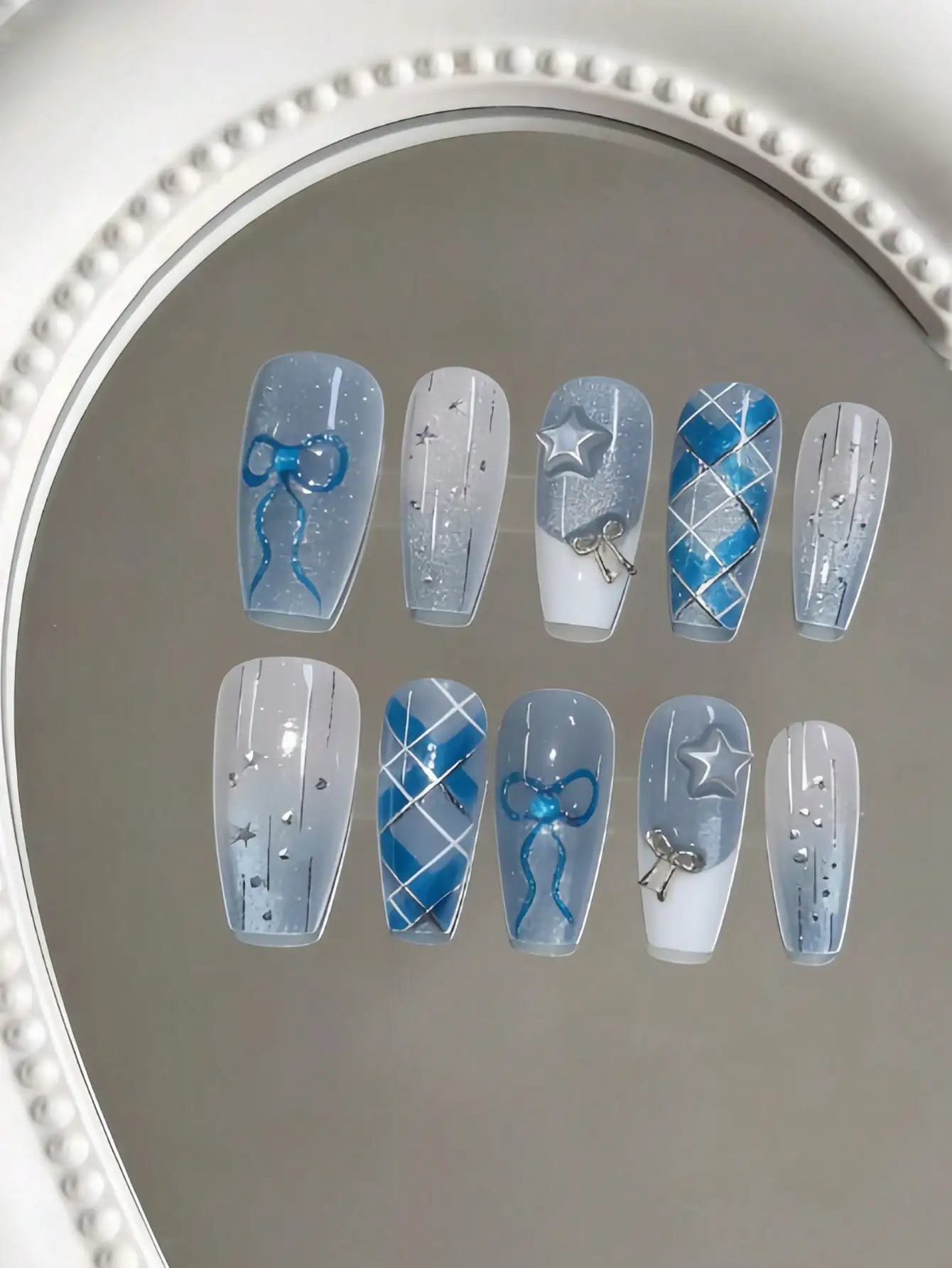 10-Piece Trapezoidal Pure Handmade High-End Crystal Bow Heart-Shaped Nail Art Set, Suitable for Fake Nails, Birthday Parties, Dances, and Daily Wear