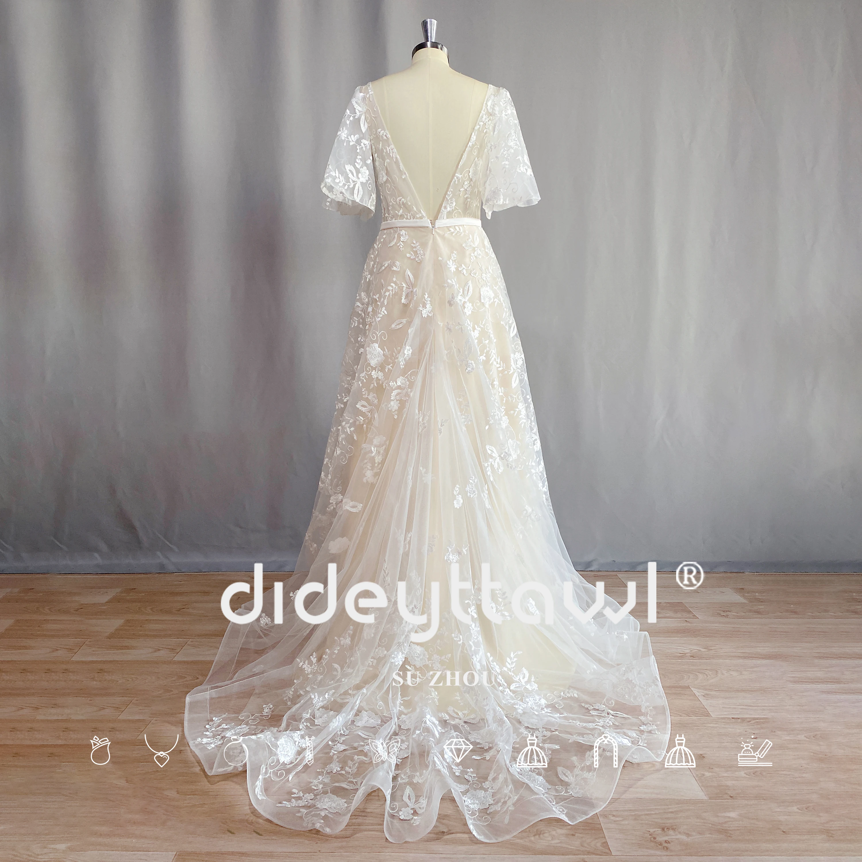 Dideyttawl Wedding Gown for Women V Neck A Line Short Sleeve Lace Champagne Vestidos De Novia Real Photo Bridal Party Dress