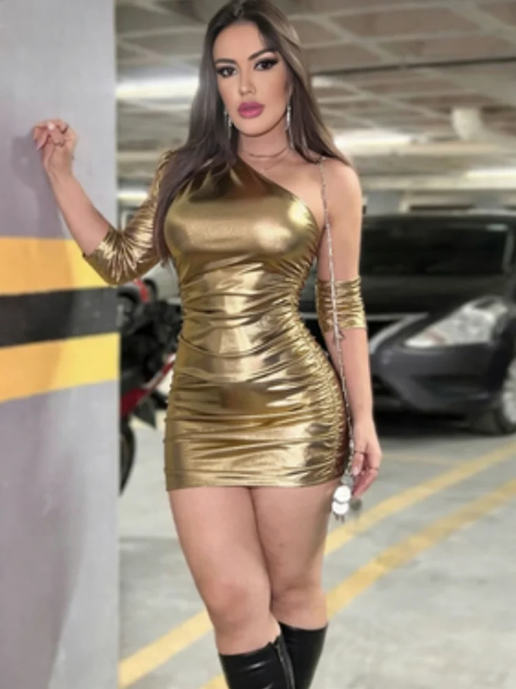 

Модное мини-платье Nibber Sexy Music Festiva для женщин: асимметричный вырез на одно плечо, открытая спина, облегающий силуэт, цвет персиковый, модный дизайн.