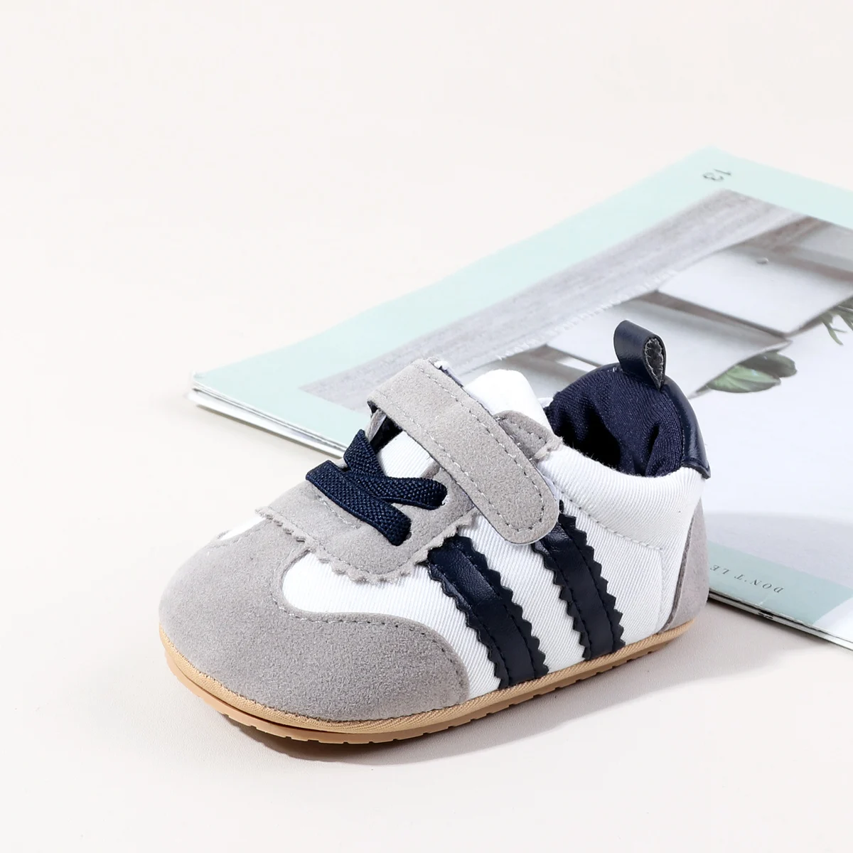 New Style Baby Unisex Pre-walking Toddler Shoes For 0-18 Months High Quality PU Leather Soft TPR Sole Hook-loop Design Sneakers