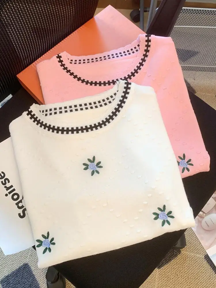 

Роскошный вязаный свитер с цветочной вышивкой, женские летние топы с короткими рукавами, дизайнерские вязаные футболки, офисные женские футболки, белая, розовая рубашка