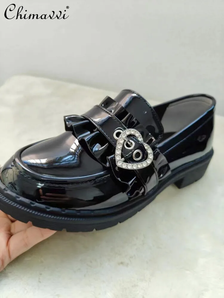 

New Japanese Pleated Love Buckle Uniform Shoes Low-heeled Flat-soled JK Student Shoes Mass-produced Women's Glossy Leather Shoes