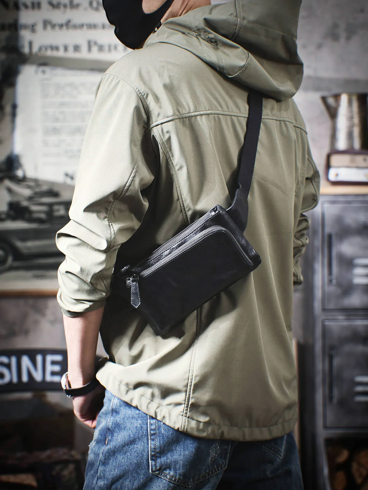 

Outdoor daily light genuine leather men's black chest bag casual designer handmade luxury cow leather motorcycle crossbody bag