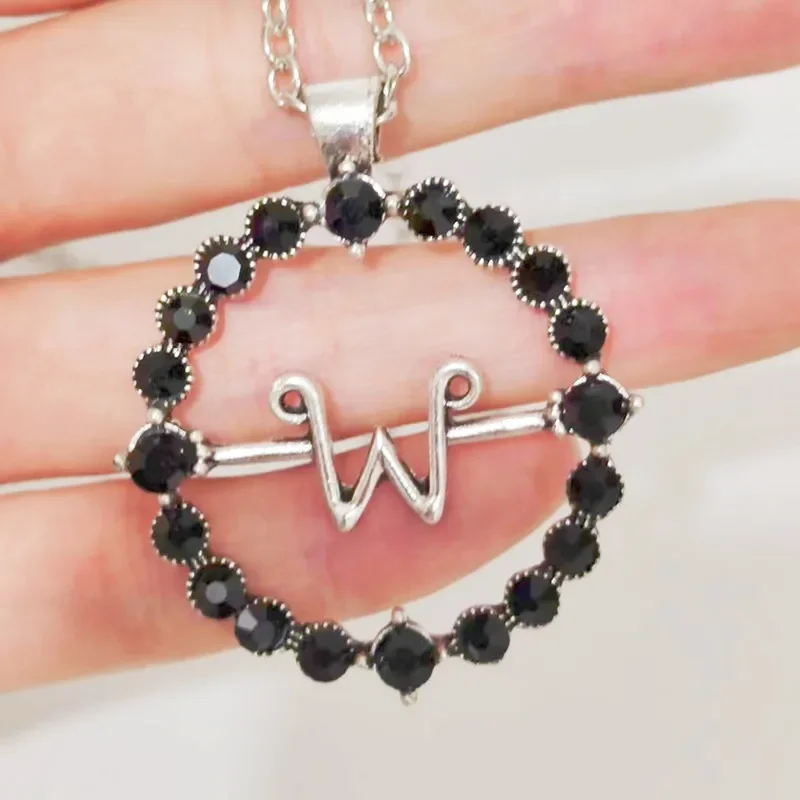 البرامج التلفزيونية رسالة ث الأربعاء قلادة القلائد للرجال النساء المعادن والمجوهرات هدية تأثيري الملحقات