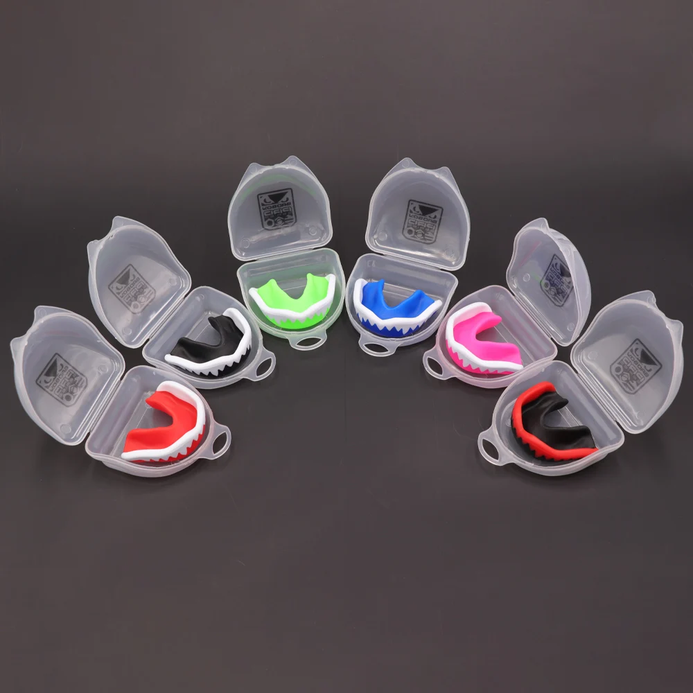 大人用デュアルカラーEVAマウスガード - MMA、ボクシング、フットボール、ラグビー、ホッケーの歯の保護、スポーツマウスガード