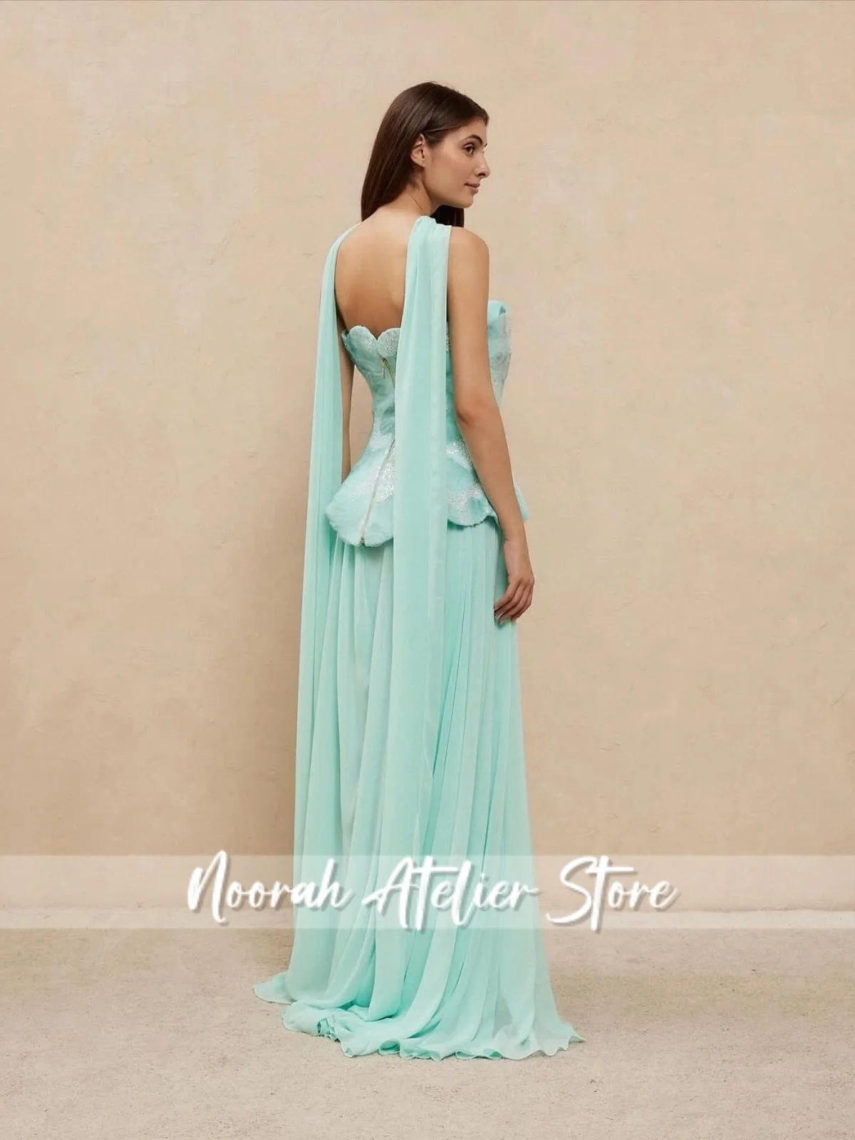 Nowe Zielone Sukienki Wieczorowe Bez Ramiączek z Koralikami luksusowe 2026 Szal  فساتين اعراس وسهرات Sukienka na Przyjęcie Weselne