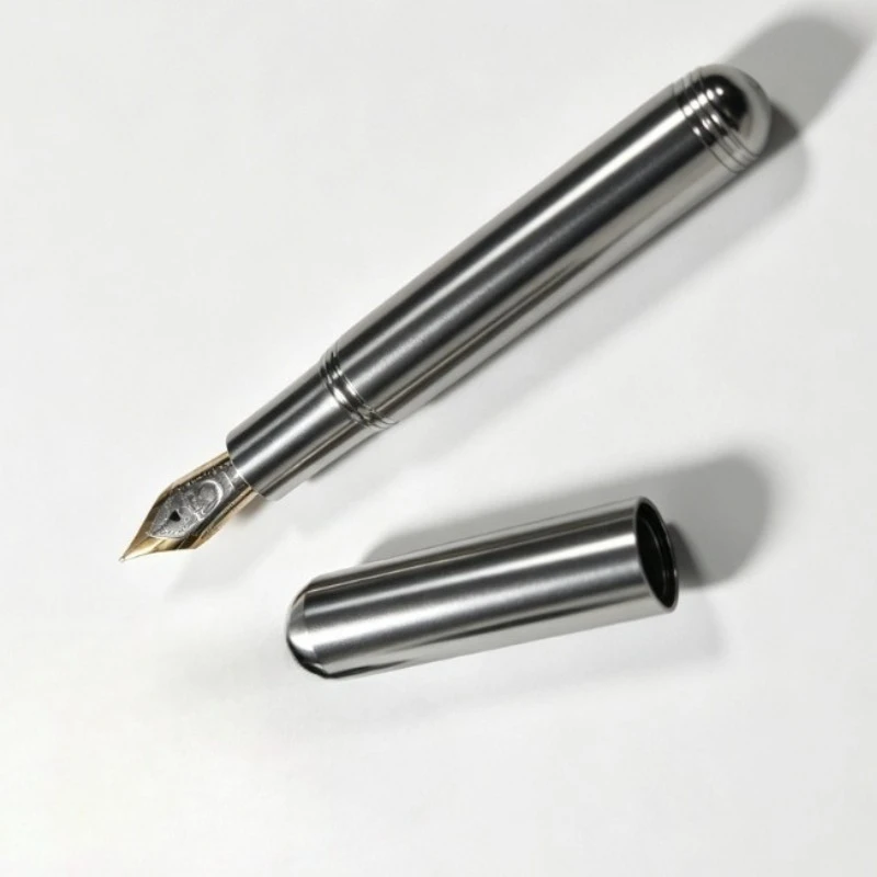 

Long Knife No.5 1.0mm Pen Tip Titanium Alloy Pocket Fountain Pens Unique Design with Assembly Length Ink Pen with Ink Absorber