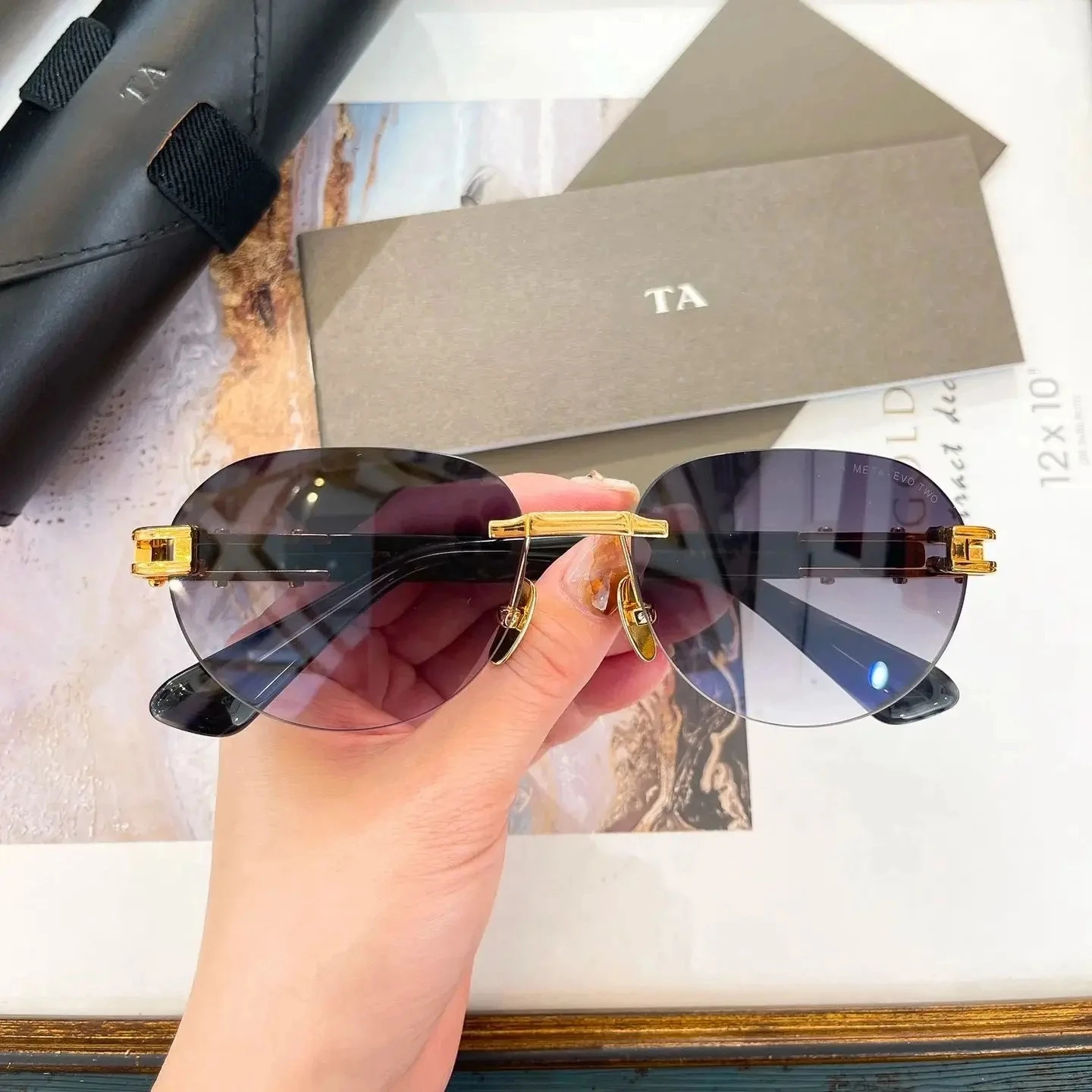 

Authentic For DIYTA DT DTS152 Vintage Business Men Women Sun Glasses Rimless Gradient Purple Lenses Male Couple Eyewear With Box