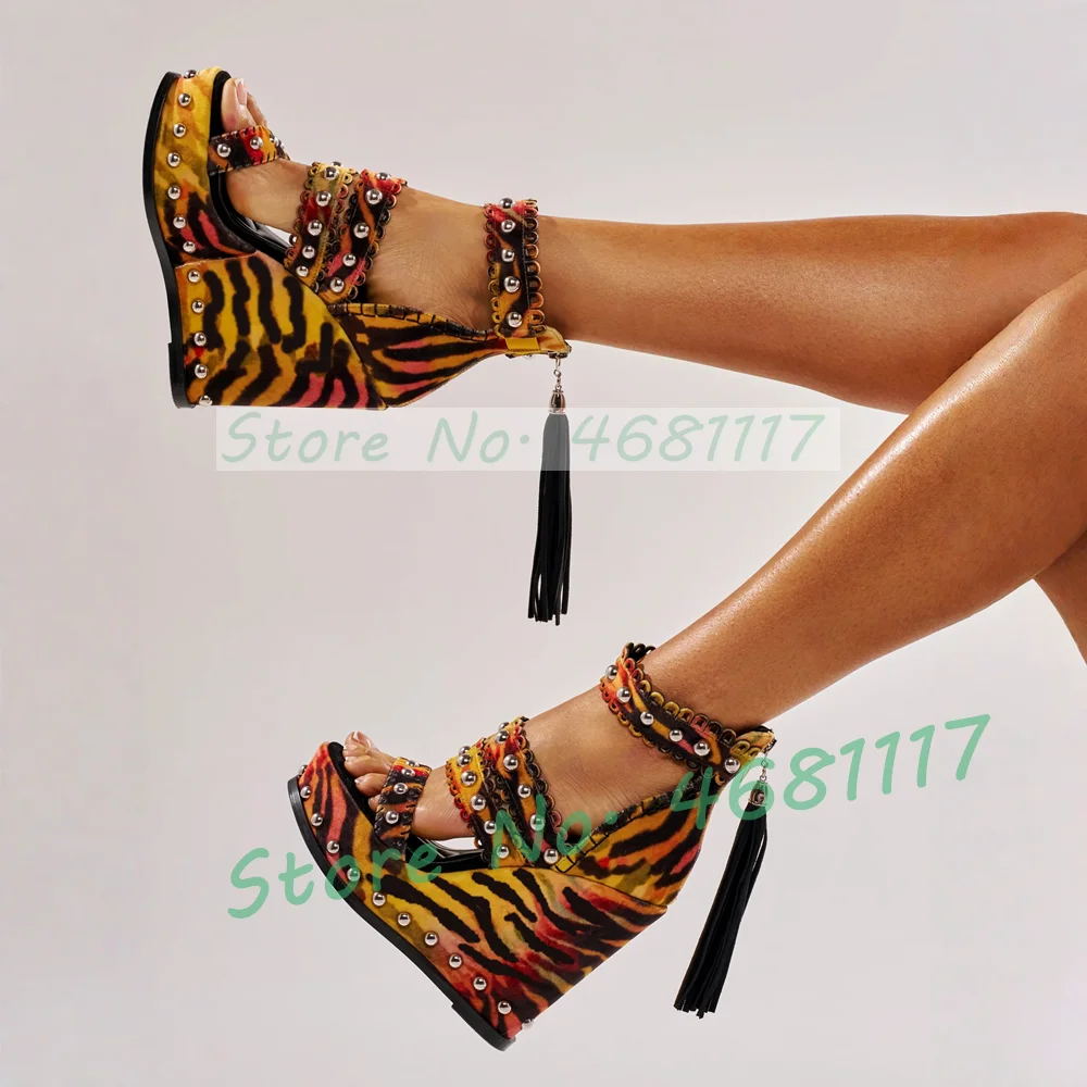 

Tiger Multi Print Wedge Sandals Women Sexy Fringe Decor Metal Rivets High Heels Party Platform Back Zipper Patchwork Sandals