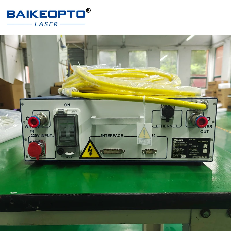 3000W Original Raycus RFL-C3000S-CE Module unique CW Fiber Lasers Source générateur de puissance pour Machine de soudage Laser