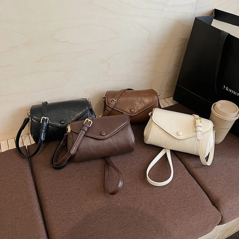 

Elegant Leather Women's Shoulder Bag High-End Luxury Brand Fashionable Famous Paris Daily Vintage Commuter Bag