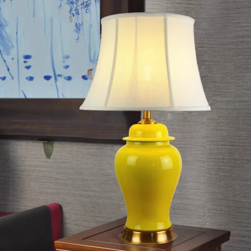 

American simple new Chinese ceramic desk lamp modern sofa corner hotel living room bedroom bedside lamp yellow large
