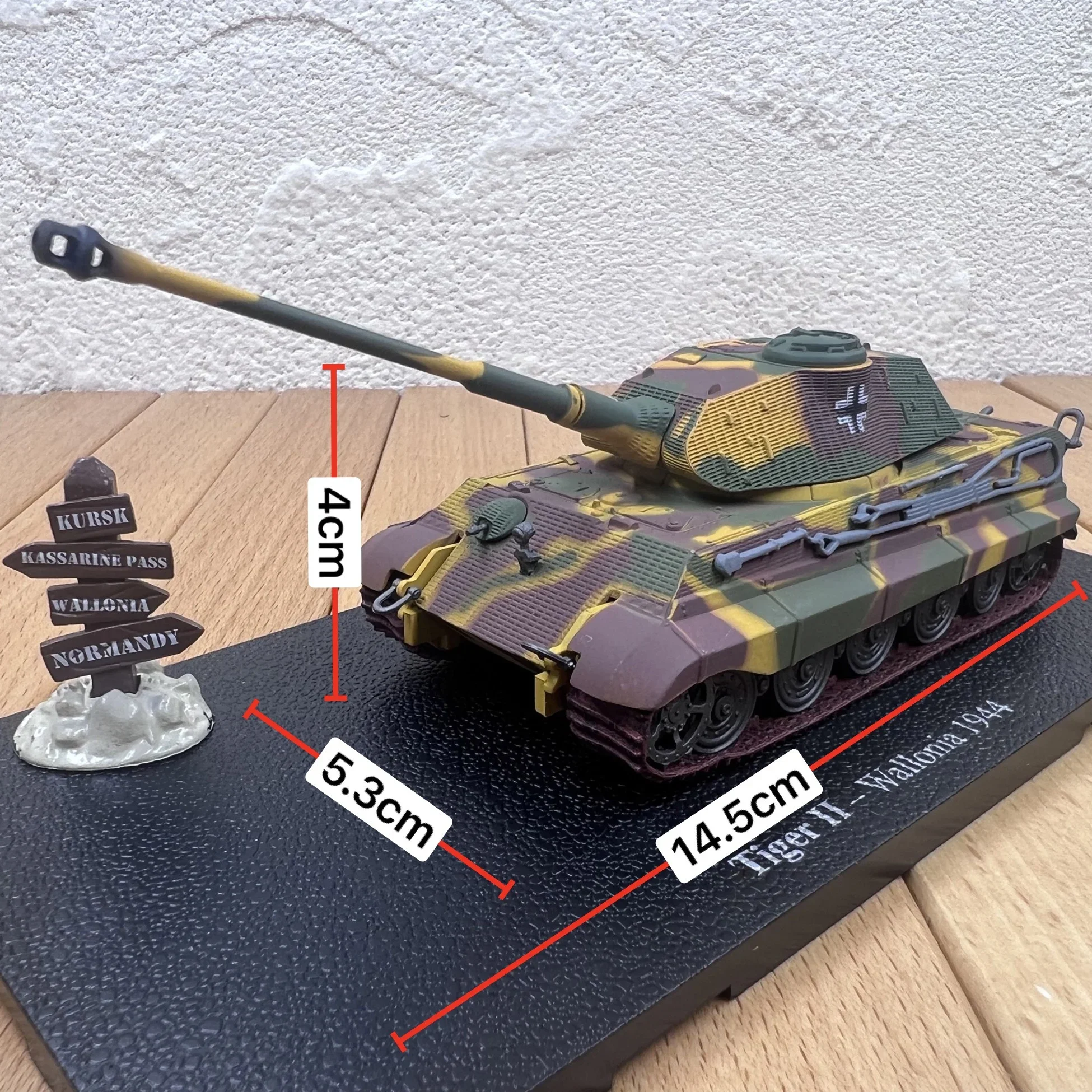 Pressofuso in scala 1:72 Seconda Guerra Tedesco Tiger King Carro pesante Scena militare Display Modello in metallo Carro armato cingolato Veicolo da combattimento Giocattolo Regalo