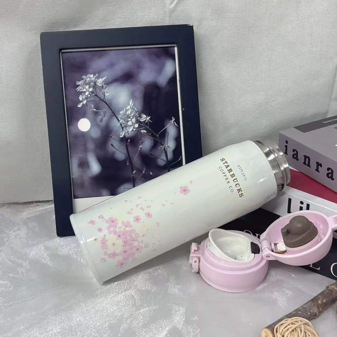 

Starbucks Sakura Series Insulated Tumbler 500ml, Perfect Gift for Cherry Blossom Lovers