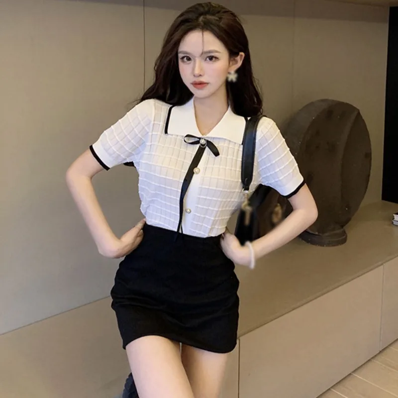 Women\'s Knitted Short Sleeve Korean Version Retro Lapel Bow Pearl Buckle Small Fragrant Style Sweet Top