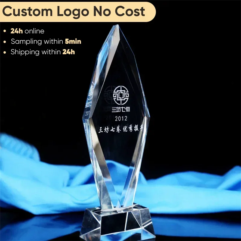 تخصيص مجاني لجوائز الكريستال الجديدة والميداليات وهدايا تذكارية لموسم التخرج الراقية وجوائز الشركة ومسابقات الموظفين