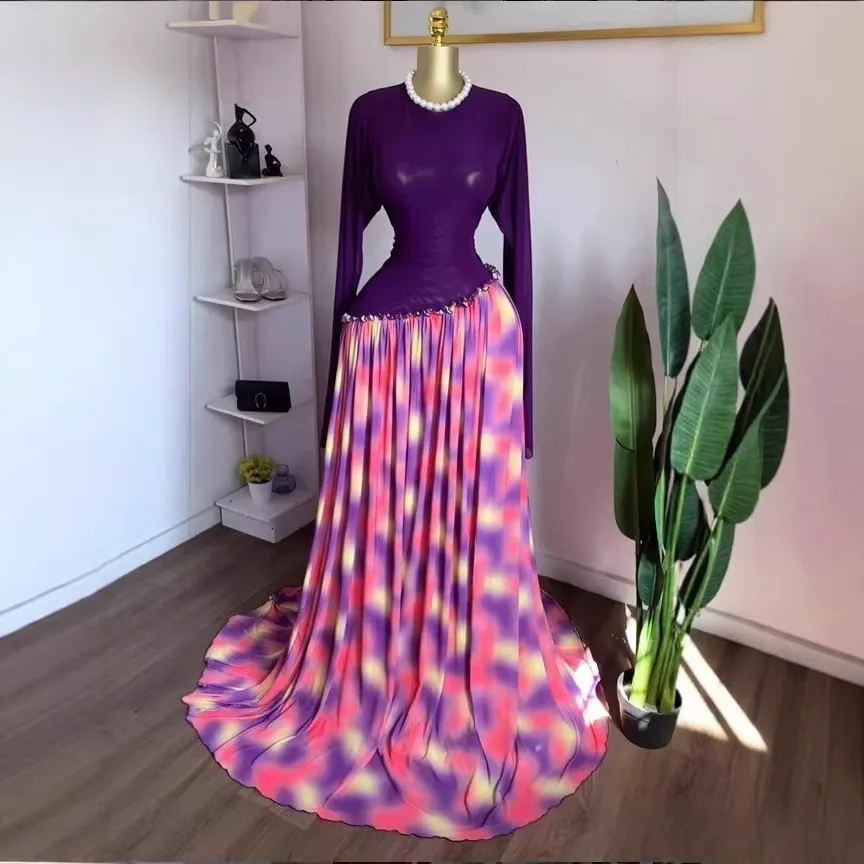 

Осеннее плиссированное длинное платье 2026 года с длинными рукавами, сетчатое, модное, стройнящее, с оборками, с принтом, черное, для вечеринок, женское