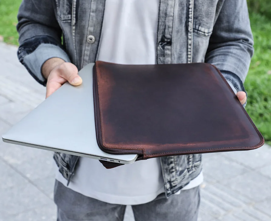 Vintage Crazy Horse Leather Laptop Sleeve Multi-Pocket Tablet Case with Wrist Strap for 13/14 Inch Devices Genuine Cowhide Bags