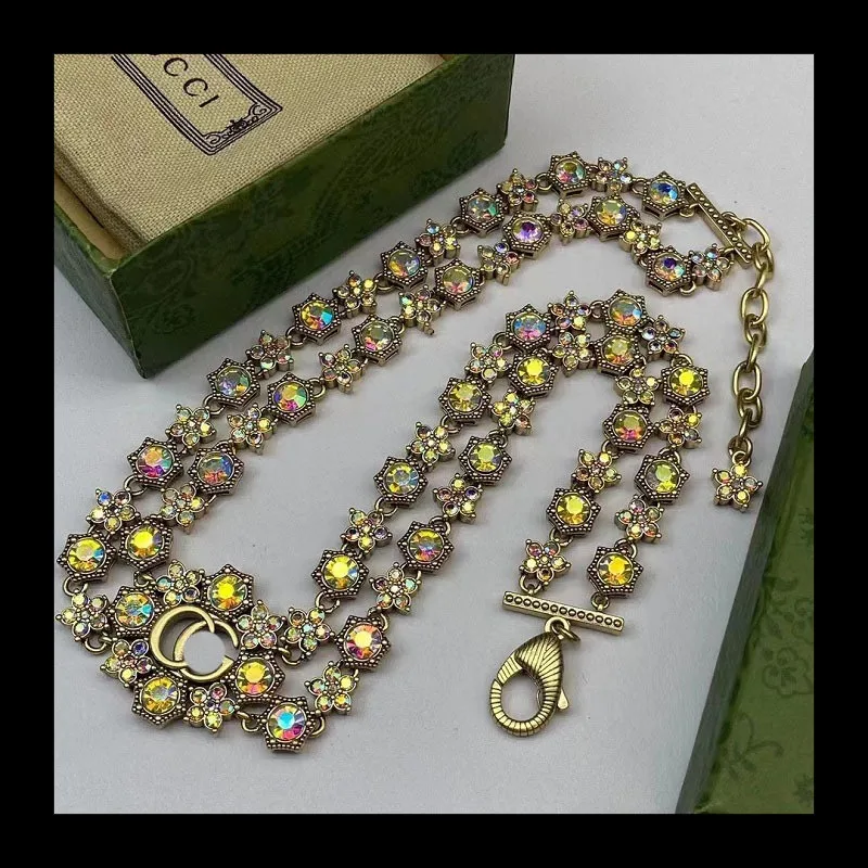 

Gu Jia двойной G цветок двухслойное ожерелье в стиле ретро со стразами модная цепочка на ключицу премиум-класса