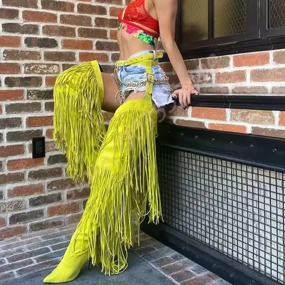 

2025 модные женские сапоги выше колена с кисточками, осенне-зимние уличные сексуальные ботинки со змеиным узором, модельные ботинки на шпильке для подиума